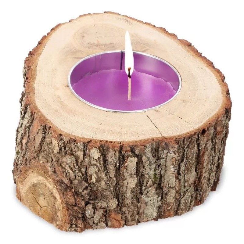 Rustikaler Kerzenständer aus Holz 2